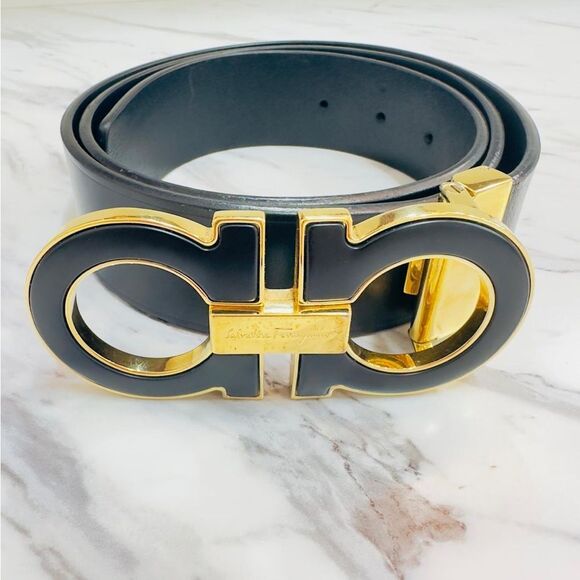 Salvatore Ferragamo Black and Gold Belt - Picture 6 of 6